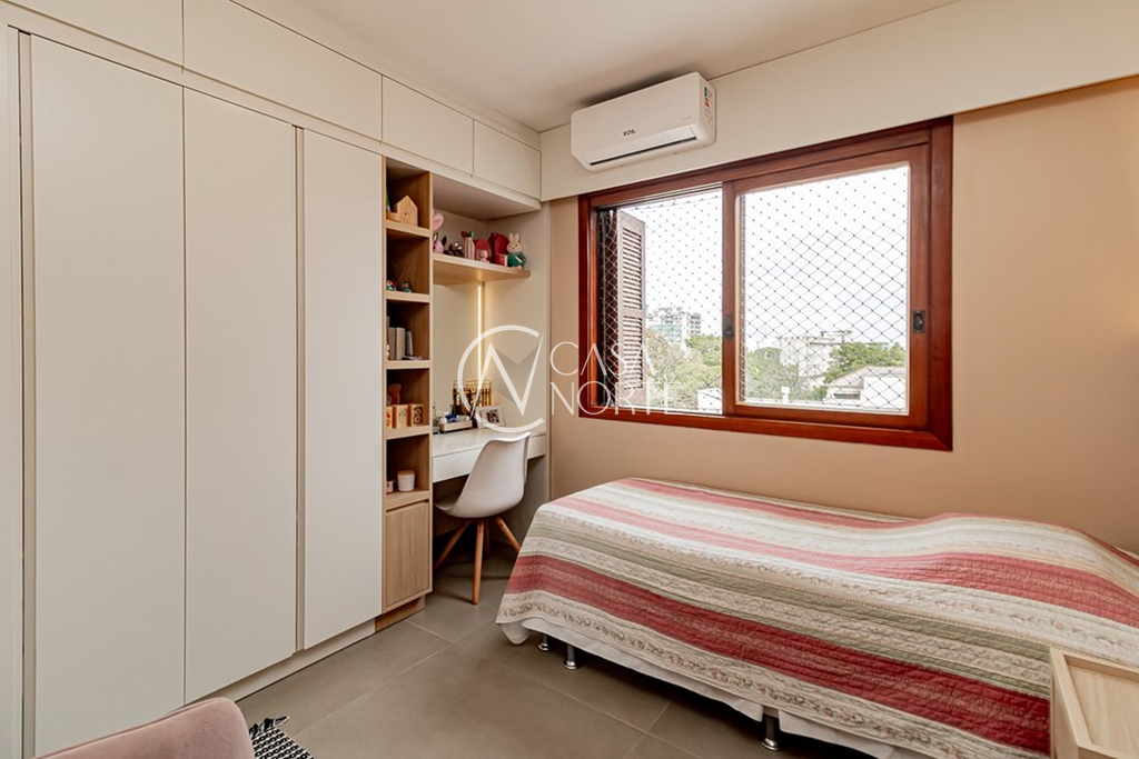 Apartamento à venda com 3 quartos, 96m², 1 vaga, Rua Dezessete de Junho no bairro Menino Deus em Porto Alegre