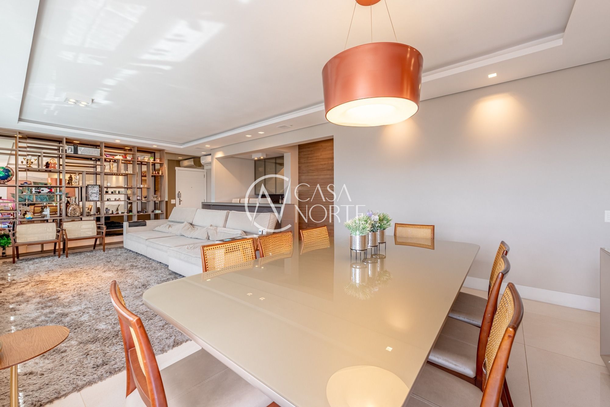 Apartamento à venda com 3 quartos, 146m², 3 suítes, 3 vagas, Rua Quintino Bocaiúva no bairro Moinhos de Vento em Porto Alegre