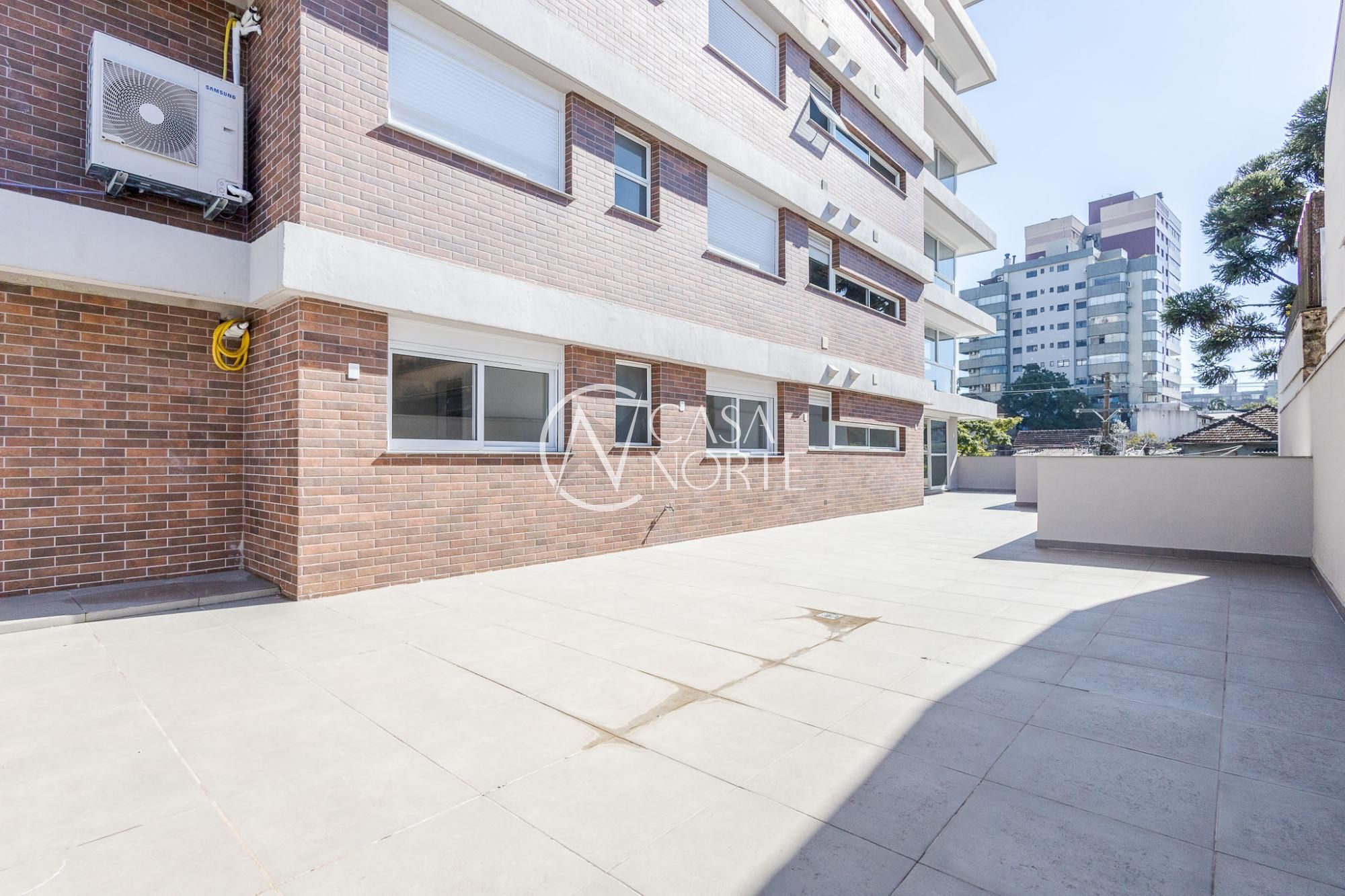 Apartamento Garden à venda com 3 quartos, 214m², 1 suíte, 3 vagas, Rua Ferreira Viana no bairro Petrópolis em Porto Alegre