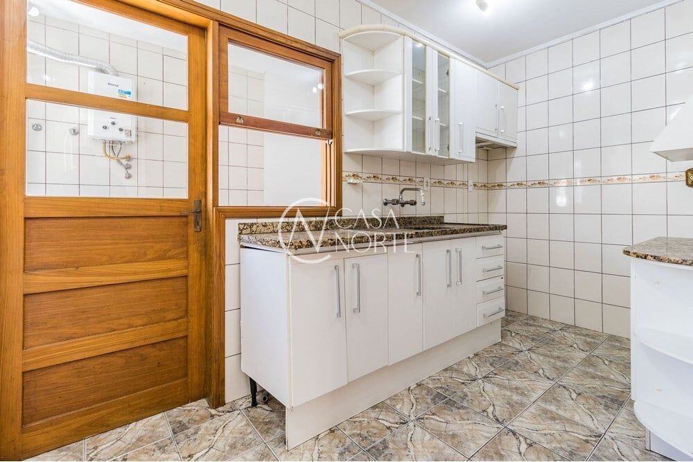 Cobertura à venda com 2 quartos, 177m², 1 vaga, Ari Marinho no bairro Higienópolis em Porto Alegre