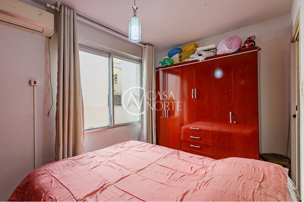 Apartamento à venda com 2 quartos, 48m², João Wallig no bairro Passo da Areia em Porto Alegre
