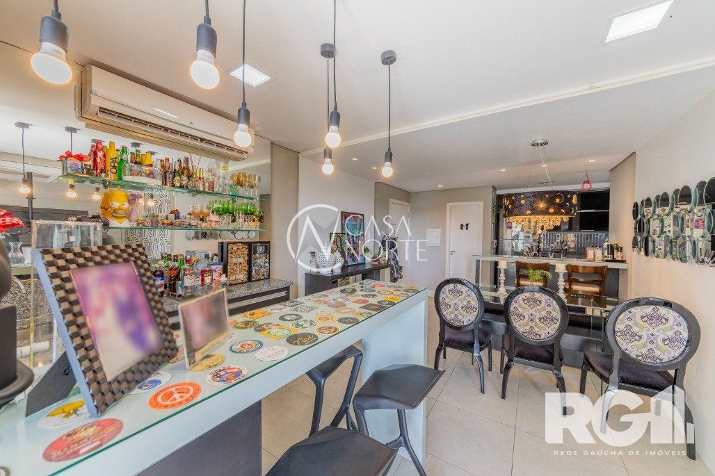 Apartamento à venda com 3 quartos, 84m², 1 suíte, 1 vaga, Rua Monsenhor Antônio Guilherme Grings no bairro Sarandi em Porto Alegre