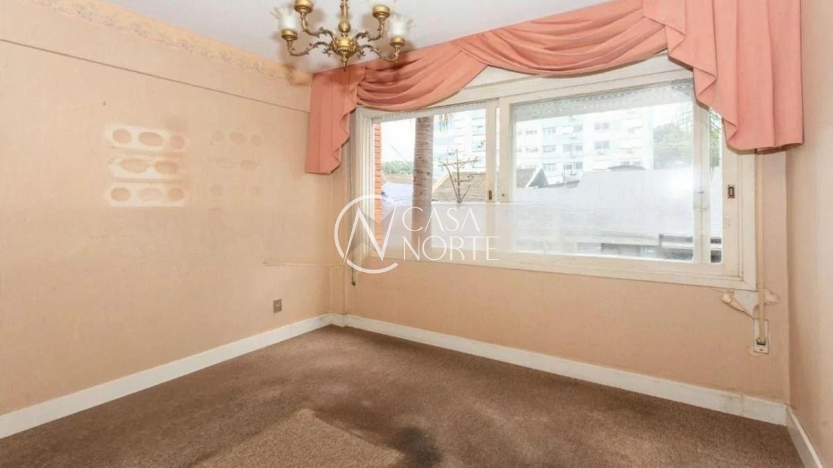 Apartamento à venda com 3 quartos, 109m², 1 vaga, Rua Ernesto Alves no bairro Floresta em Porto Alegre