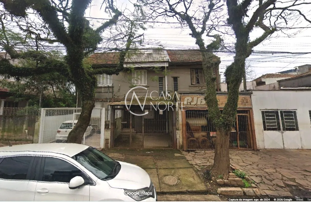 Casa à venda com 3 quartos, 146m², 1 vaga, Rua Conselheiro Travassos no bairro São Geraldo em Porto Alegre