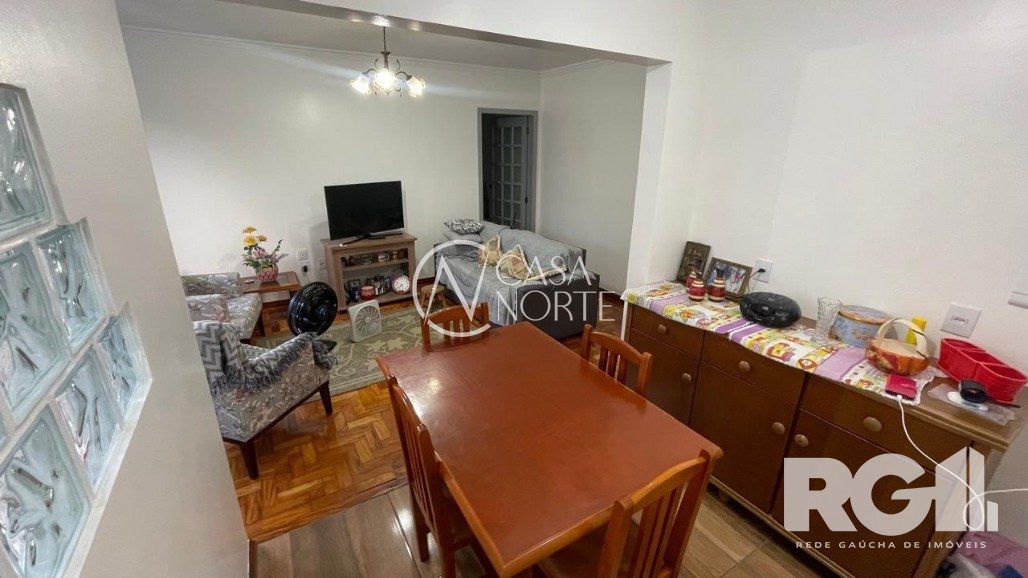 Apartamento à venda com 2 quartos, 73m², 1 vaga, Rua Vinte de Setembro no bairro Azenha em Porto Alegre
