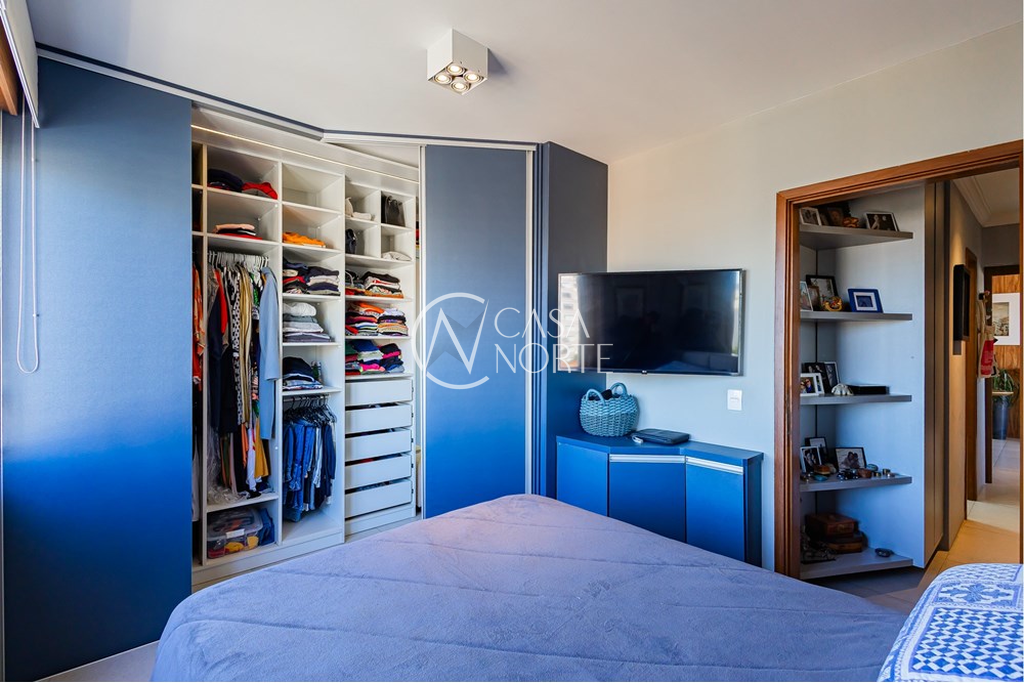 Apartamento à venda com 2 quartos, 101m², 1 suíte, 1 vaga, Mariante no bairro Rio Branco em Porto Alegre