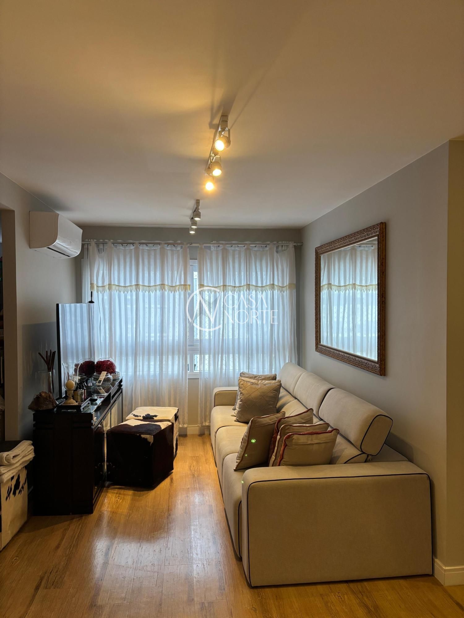 Apartamento à venda com 3 quartos, 81m², 1 suíte, 2 vagas, Rua Jerônymo Zelmanovitz no bairro Jardim Lindóia em Porto Alegre