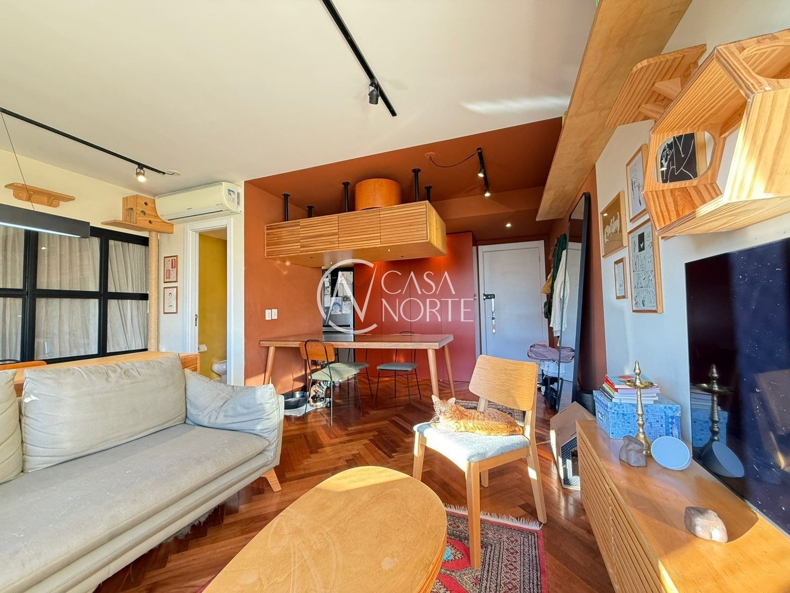 Apartamento à venda com 2 quartos, 57m², 1 suíte, 1 vaga, Rua Santana no bairro Santana em Porto Alegre