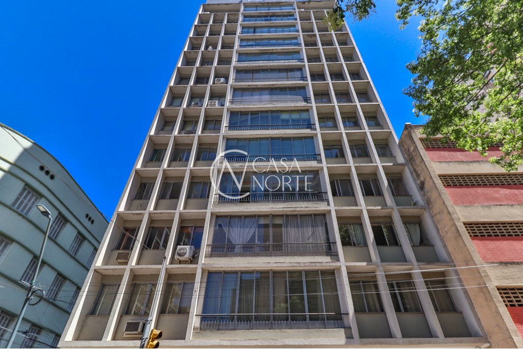 Apartamento à venda com 3 quartos, 171m², 1 suíte, 1 vaga, Rua Duque de Caxias no bairro Centro Histórico em Porto Alegre