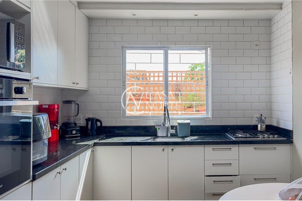 Casa à venda com 5 quartos, 208m², 1 suíte, 2 vagas, Vicente Celestino no bairro Rubem Berta em Porto Alegre