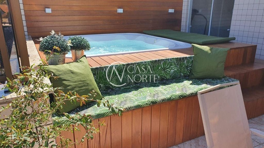 Cobertura à venda com 3 quartos, 232m², 1 suíte, 2 vagas, Rua Jalmar Azambuja Diniz no bairro Jardim Itu em Porto Alegre