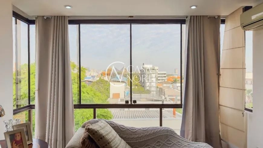 Cobertura à venda com 3 quartos, 205m², 1 suíte, 2 vagas, Rua Felicíssimo de Azevedo no bairro Auxiliadora em Porto Alegre