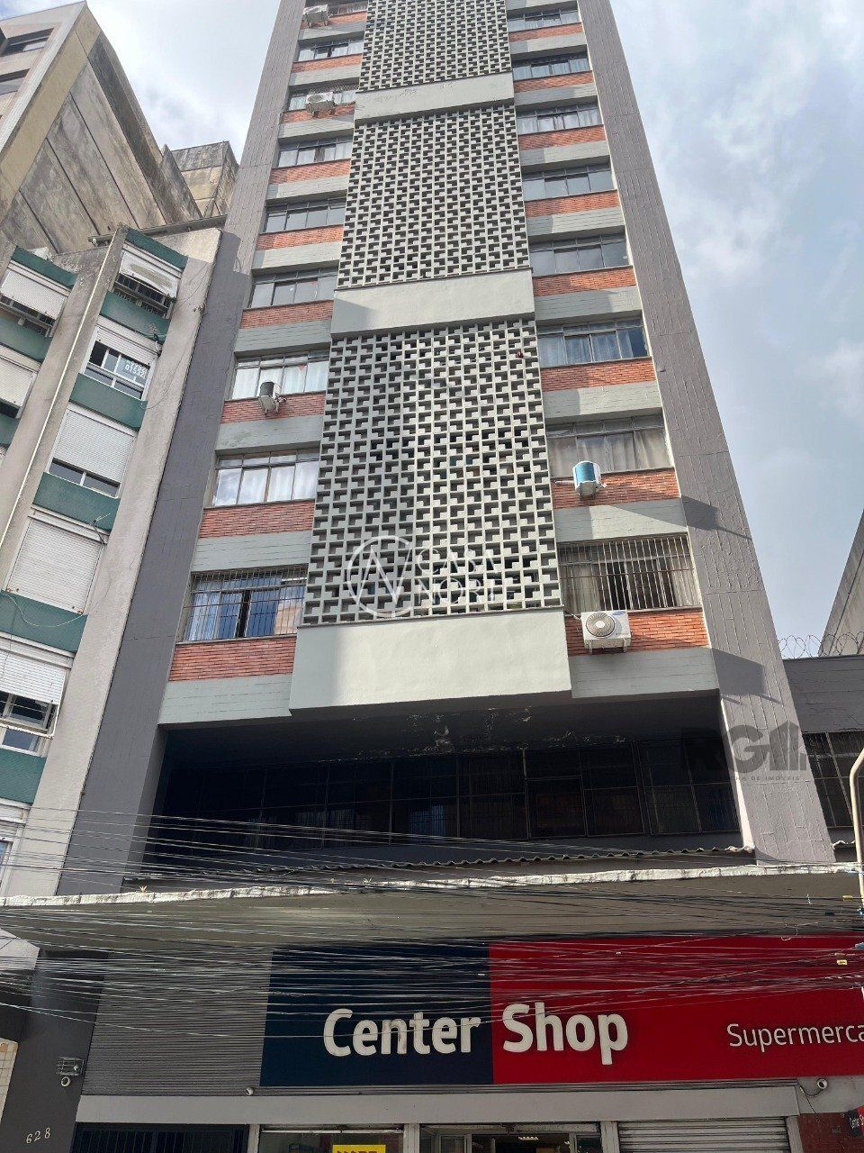 Apartamento à venda com 1 quarto, 40m², 1 suíte, Alberto Bins no bairro Centro Histórico em Porto Alegre