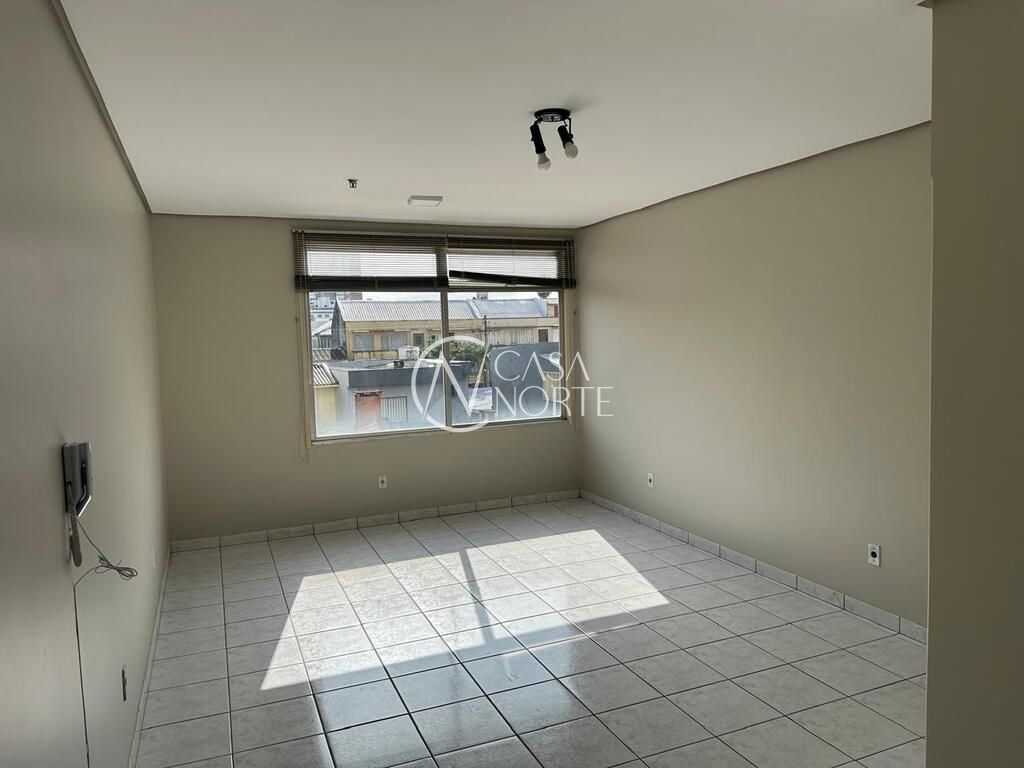 Sala Comercial à venda , 25m², Barão do Triunfo no bairro Azenha em Porto Alegre