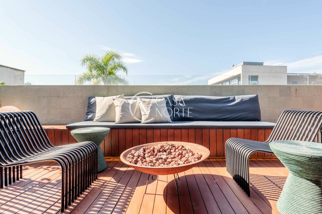 Apartamento à venda com 3 quartos, 203m², 3 suítes, 3 vagas, Carlos Huber no bairro Três Figueiras em Porto Alegre