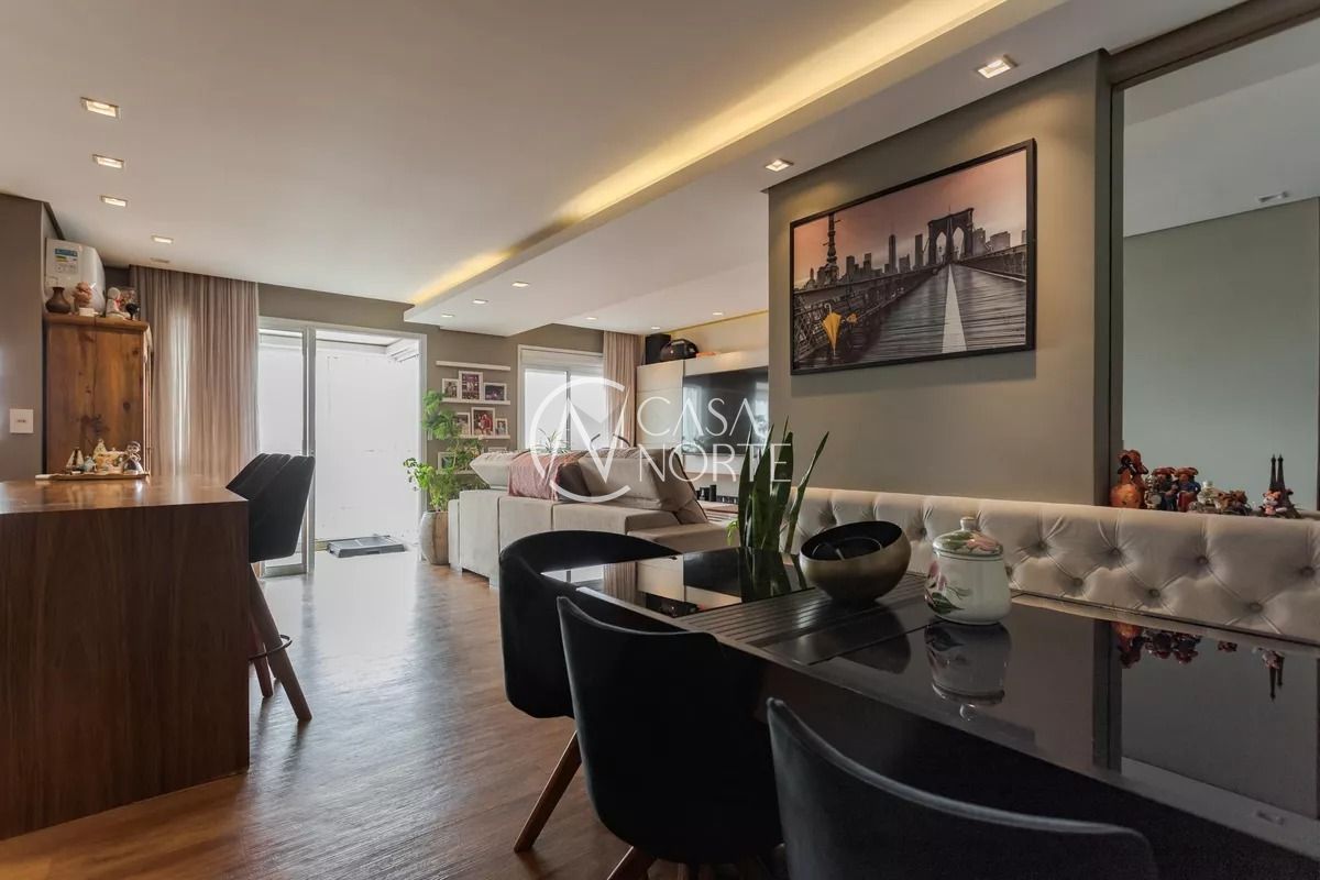 Apartamento à venda com 3 quartos, 93m², 1 suíte, 1 vaga, Avenida Polônia no bairro São Geraldo em Porto Alegre