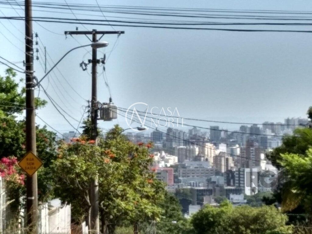 Terreno à venda , 1402m², Rua Cleveland no bairro Santa Tereza em Porto Alegre
