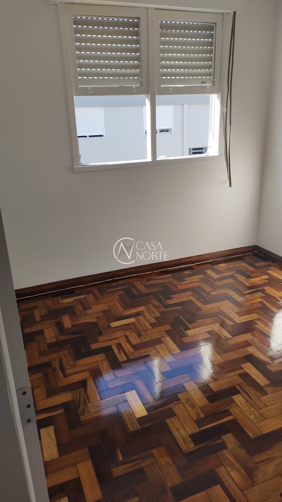 Apartamento à venda com 2 quartos, 48m², 1 vaga, Rua Zeferino Dias no bairro Sarandi em Porto Alegre