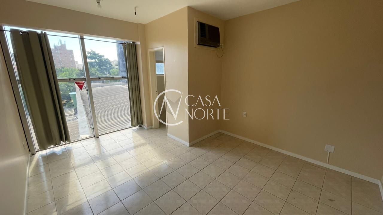 Sala Comercial à venda com 1 quarto, 21m², 1 vaga, Avenida Assis Brasil no bairro Cristo Redentor em Porto Alegre