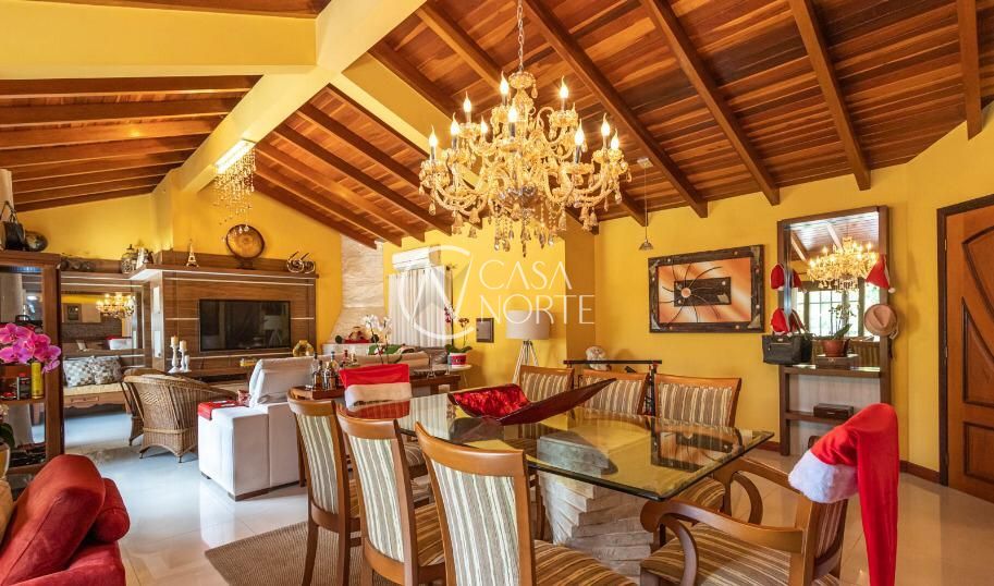 Cobertura à venda com 3 quartos, 251m², 1 suíte, 3 vagas, Avenida Nestor Valdman no bairro Jardim Planalto em Porto Alegre