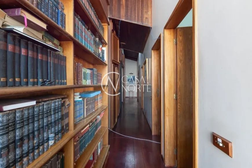 Casa à venda com 4 quartos, 720m², 1 suíte, 4 vagas, Rua Coronel Gomes de Carvalho no bairro Sétimo Céu em Porto Alegre