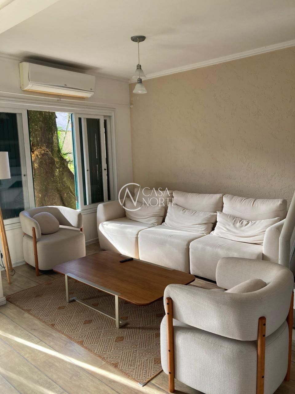 Casa de Condomínio à venda com 3 quartos, 247m², 3 suítes, 2 vagas, Rua Gávea no bairro Ipanema em Porto Alegre