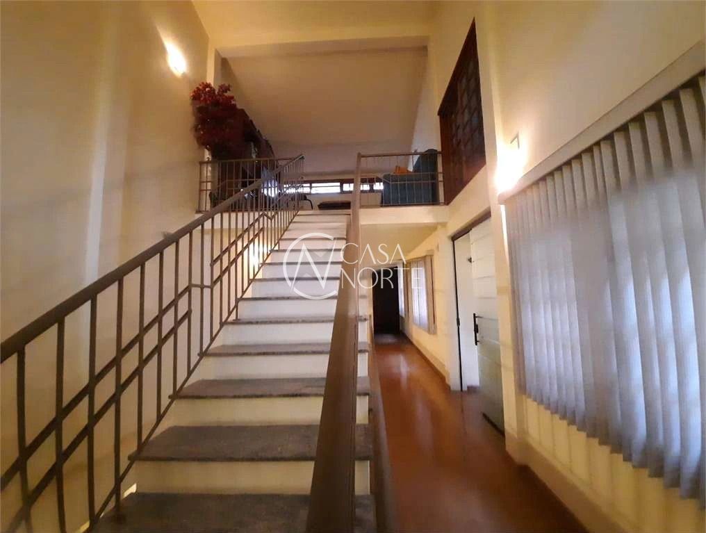 Casa à venda com 5 quartos, 324m², 3 suítes, 3 vagas, Rua Coronel Feijó no bairro São João em Porto Alegre
