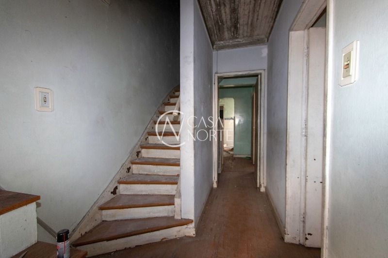 Casa à venda com 5 quartos, 144m², Tiradentes no bairro Independência em Porto Alegre