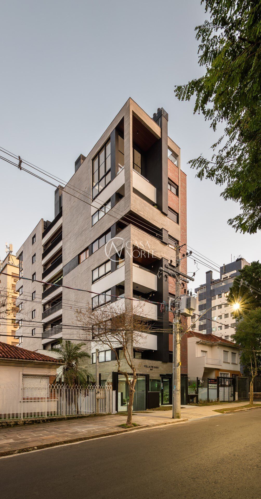 Apartamento à venda com 2 quartos, 95m², 2 suítes, 2 vagas, Rua Eça de Queiroz no bairro Petrópolis em Porto Alegre