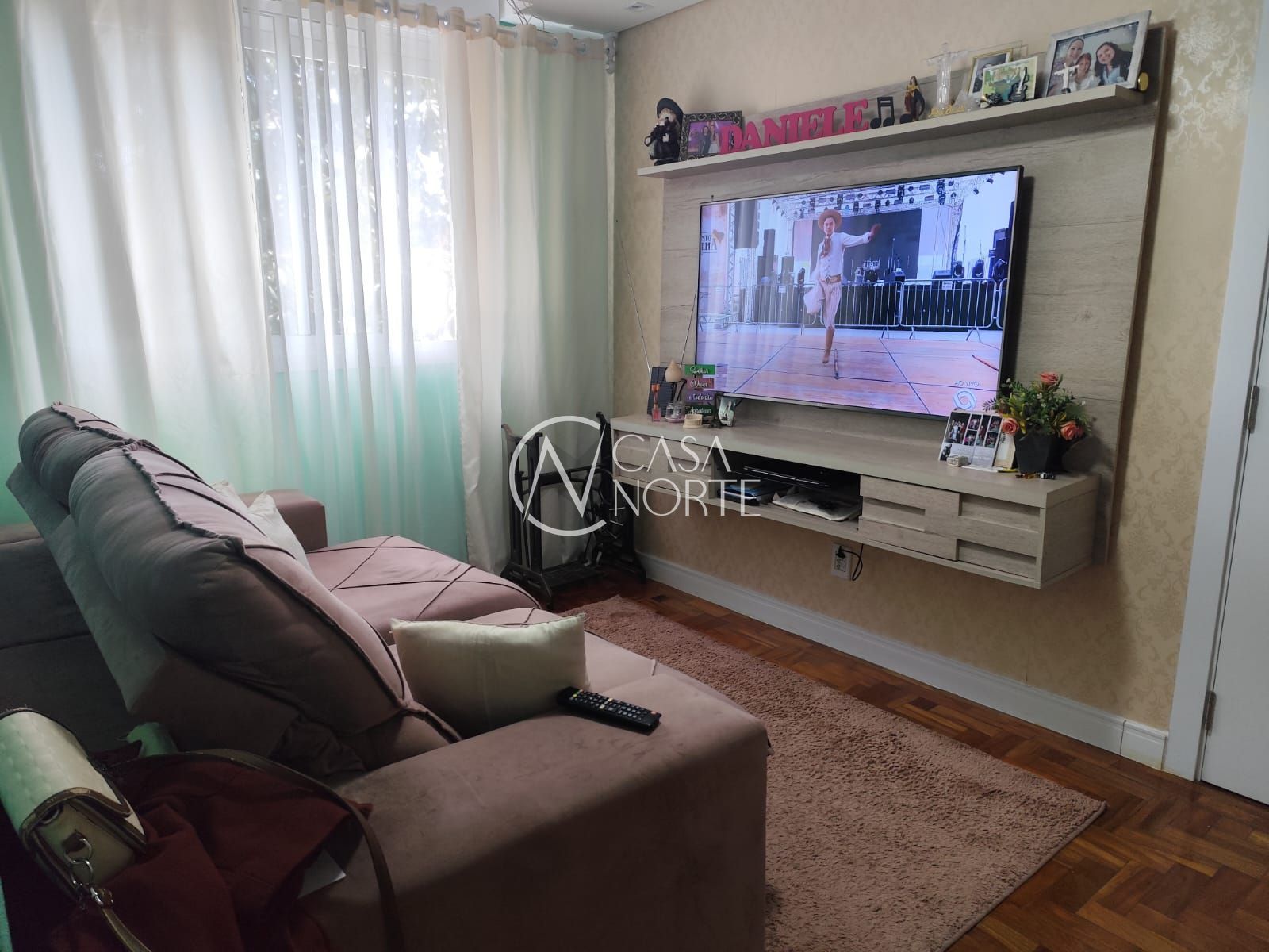 Apartamento à venda com 2 quartos, 48m², 1 vaga, Rua Zeferino Dias no bairro Sarandi em Porto Alegre