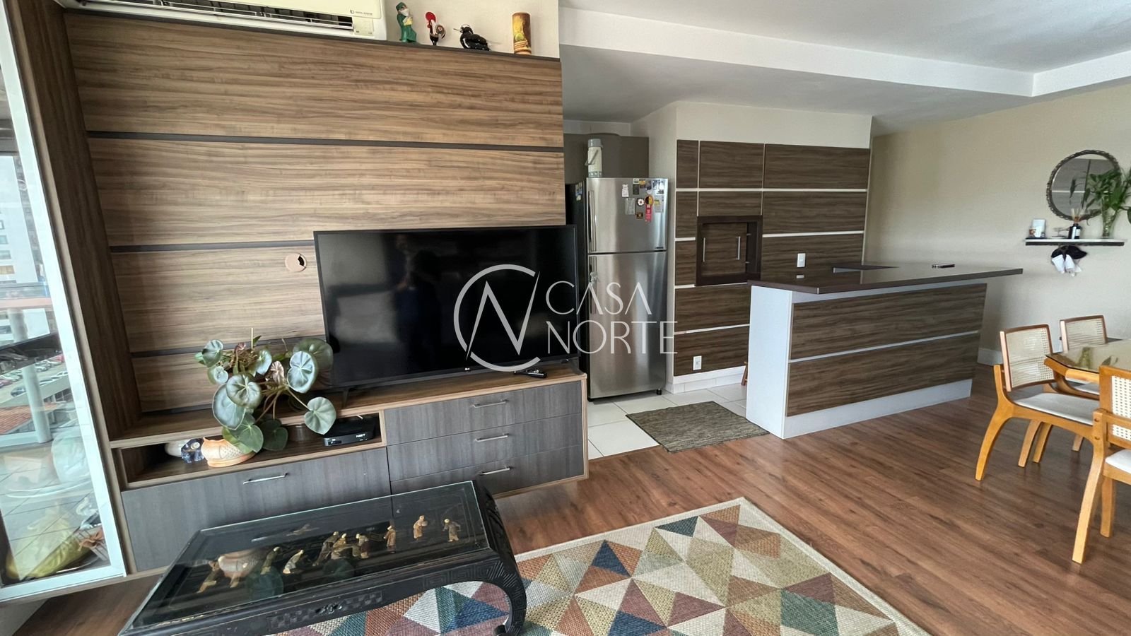 Apartamento à venda com 3 quartos, 83m², 1 suíte, 1 vaga, Avenida Polônia no bairro São Geraldo em Porto Alegre