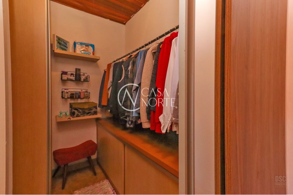 Casa à venda com 2 quartos, 165m², 1 suíte, 2 vagas, Rua Pedro Augusto Felden no bairro Hípica em Porto Alegre