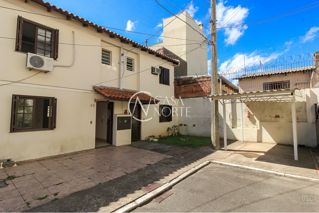 Casa de Condomínio à venda com 3 quartos, 73m², 1 suíte, 1 vaga, Monte Cristo no bairro Vila Nova em Porto Alegre