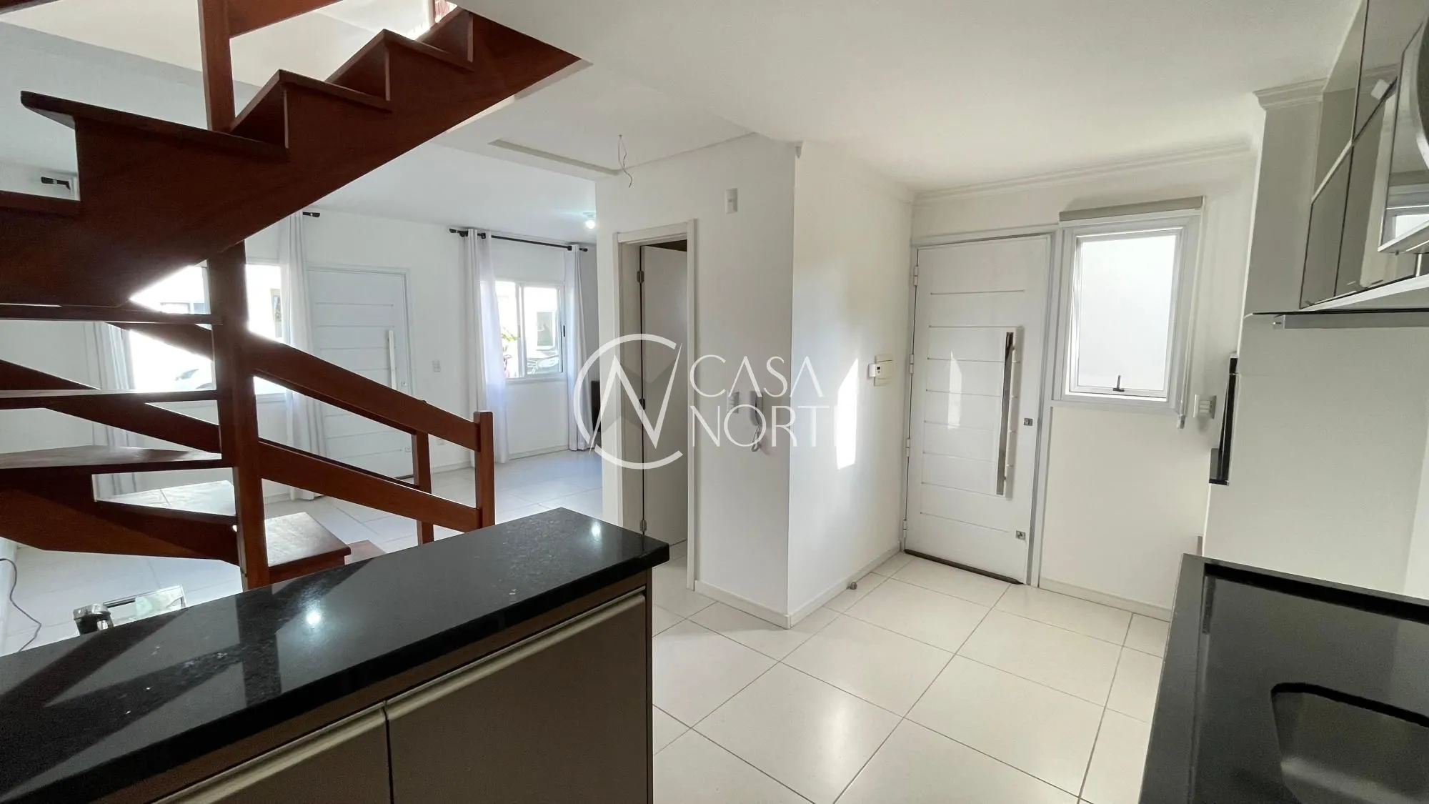 Casa de Condomínio à venda com 3 quartos, 145m², 1 suíte, 2 vagas, Rua Monte Alegre no bairro Jardim Floresta em Porto Alegre