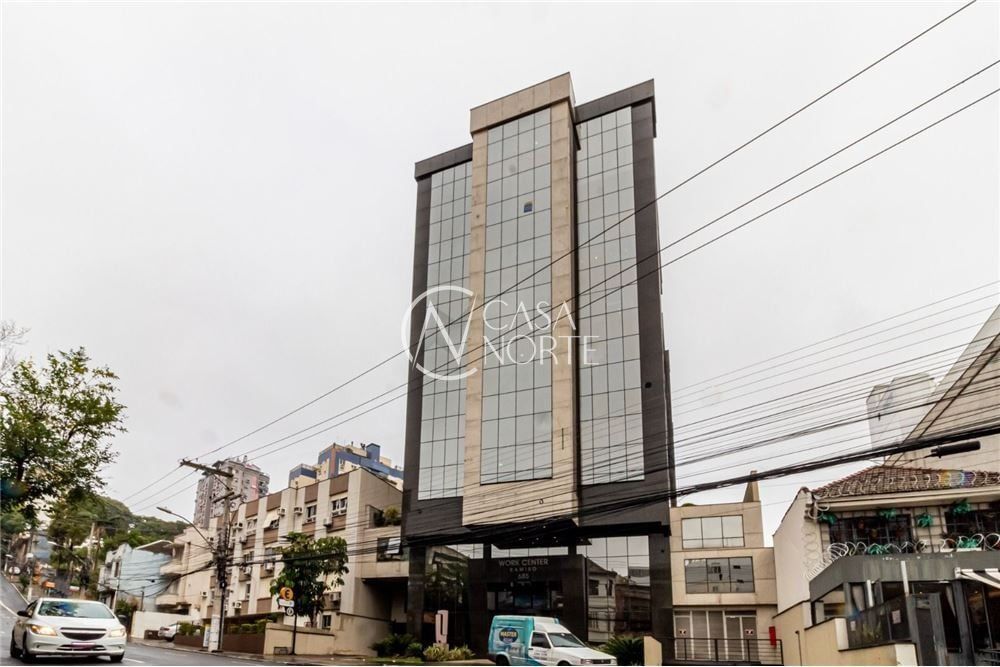Sala Comercial à venda , 48m², 2 vagas, Ramiro Barcelos no bairro Floresta em Porto Alegre