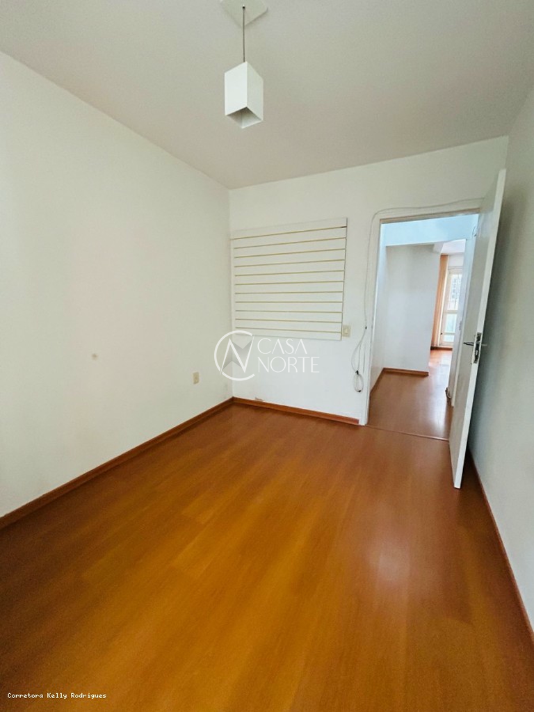 Apartamento à venda com 2 quartos, 54m², 2 vagas, Avenida Cel. Gastão Haslocher Mazeron no bairro Medianeira em Porto Alegre