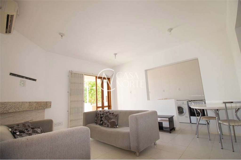 Casa de Condomínio à venda com 2 quartos, 80m², 1 suíte, 2 vagas, Orestes Garcia Antonelli no bairro Agronomia em Porto Alegre