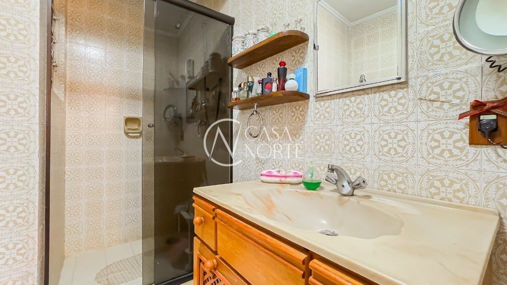 Apartamento à venda com 3 quartos, 99m², 1 suíte, 1 vaga, Cristóvão Colombo no bairro Floresta em Porto Alegre