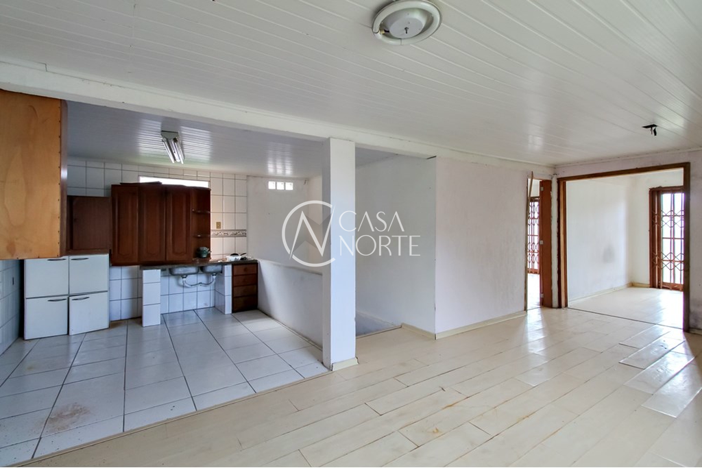 Casa à venda com 4 quartos, 325m², 1 suíte, 2 vagas, Rua Primeiro de Maio no bairro Glória em Porto Alegre