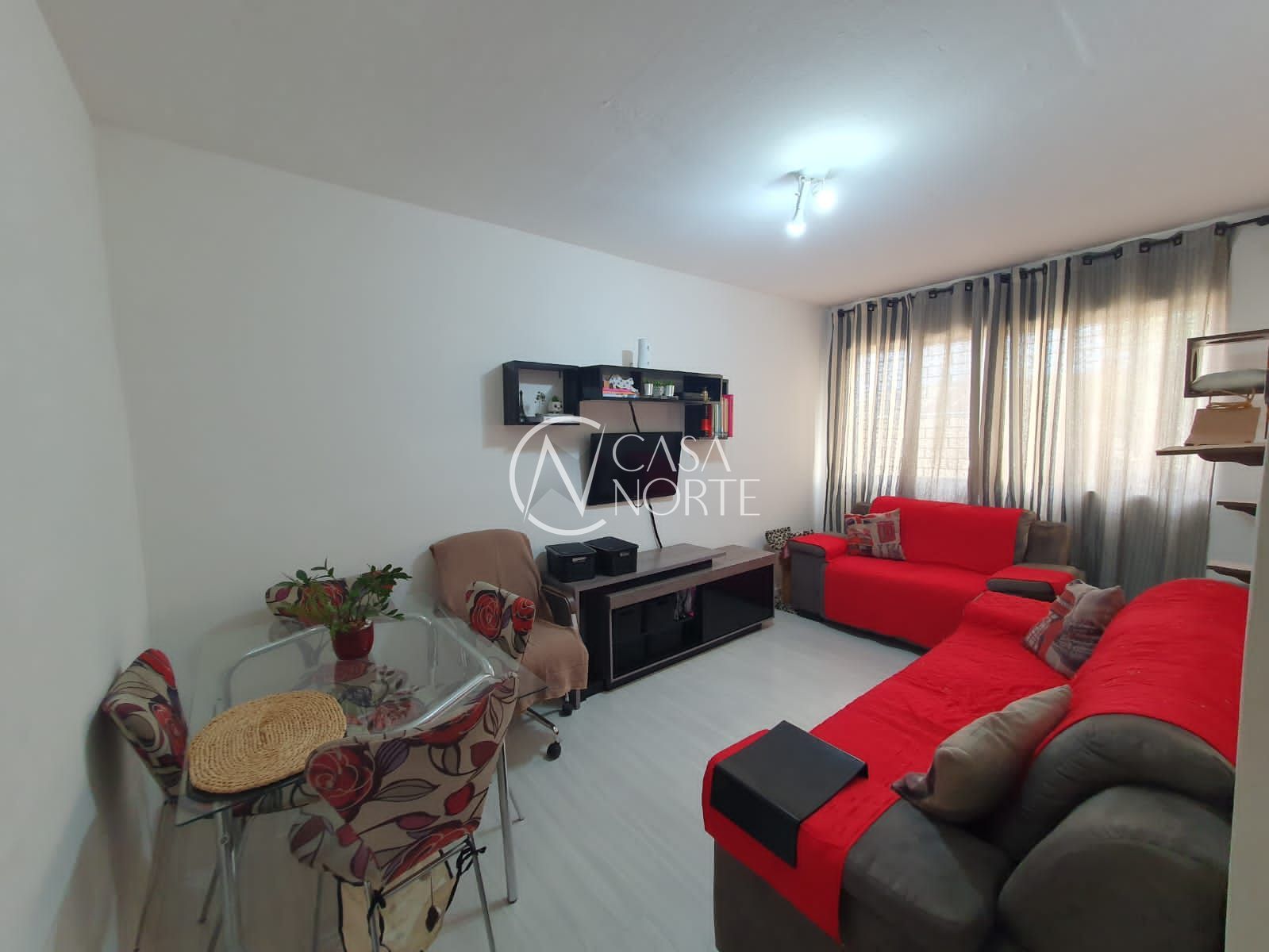 Apartamento à venda com 1 quarto, 44m², Rua Albion no bairro Partenon em Porto Alegre
