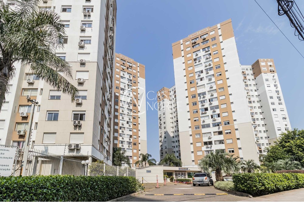 Apartamento à venda com 3 quartos, 69m², 1 suíte, 1 vaga, Dom Cláudio José Gonçalves Ponce de Leão no bairro Vila Ipiranga em Porto Alegre