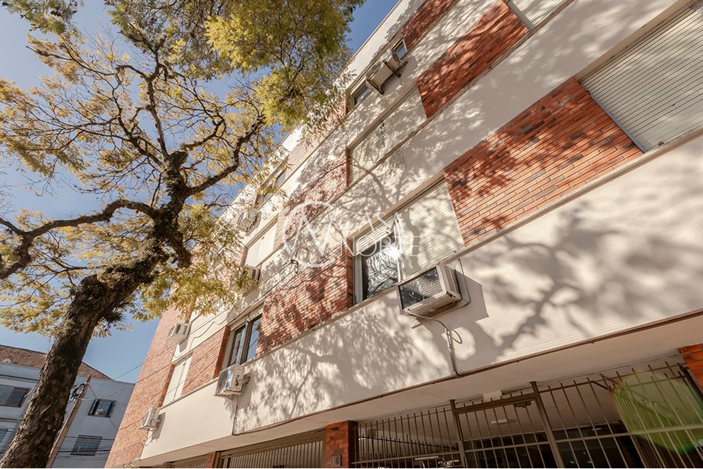 Apartamento à venda com 3 quartos, 117m², 1 suíte, 2 vagas, Rua Rafael Saadi no bairro Menino Deus em Porto Alegre