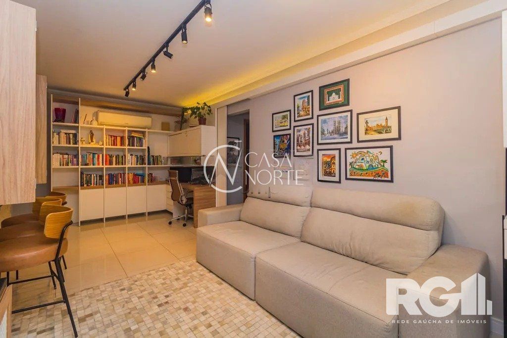 Apartamento à venda com 3 quartos, 94m², 1 suíte, 2 vagas, Rua Fernando Abbott no bairro Cristo Redentor em Porto Alegre