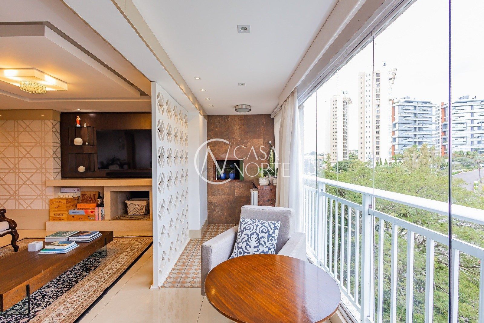 Apartamento à venda com 3 quartos, 147m², 3 suítes, 3 vagas, Avenida Túlio de Rose no bairro Jardim Europa em Porto Alegre