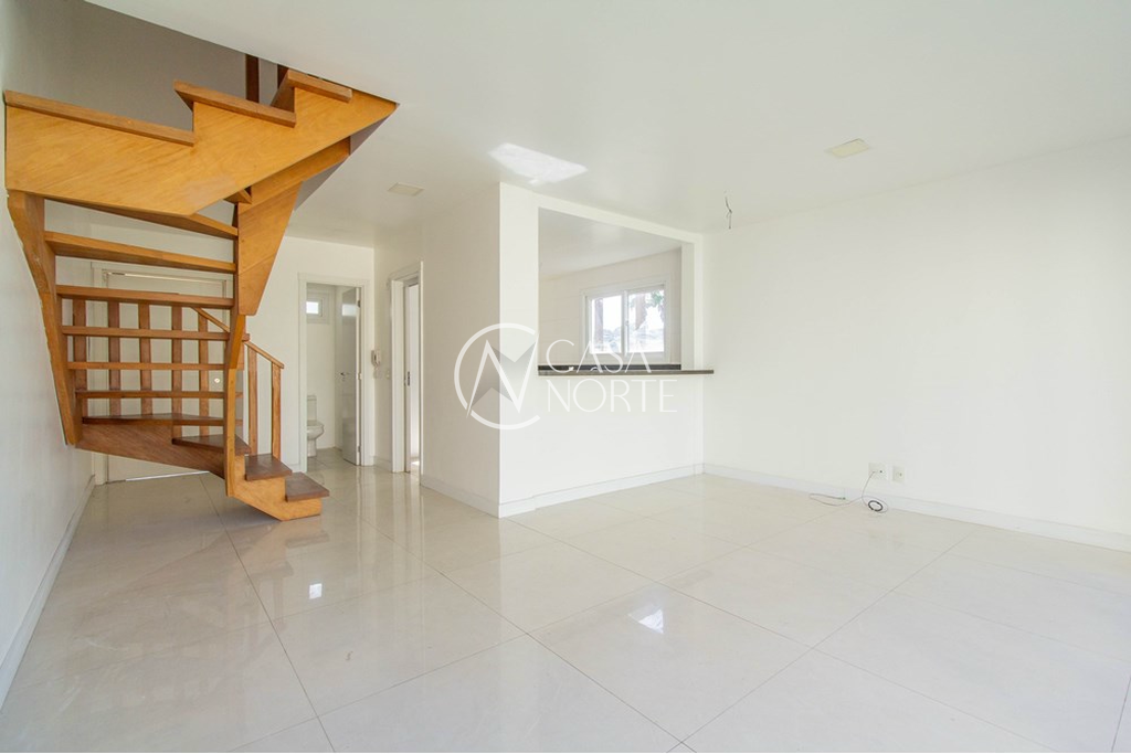 Casa de Condomínio à venda com 3 quartos, 100m², 1 suíte, 5 vagas, Rua Antônio Rosito no bairro Lomba do Pinheiro em Porto Alegre