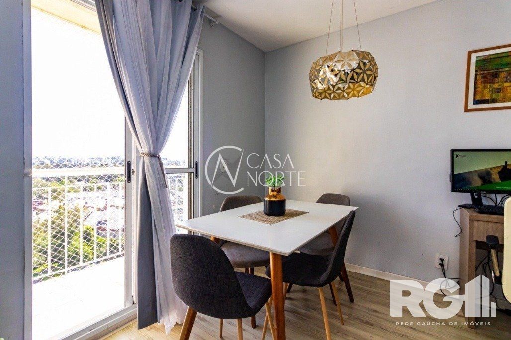Apartamento à venda com 3 quartos, 63m², 1 suíte, 2 vagas, Avenida Assis Brasil no bairro São Sebastião em Porto Alegre