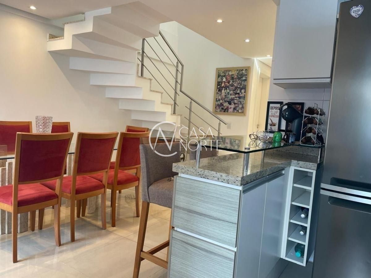 Casa à venda com 3 quartos, 234m², 1 suíte, 6 vagas, Avenida Benno Mentz no bairro Vila Ipiranga em Porto Alegre