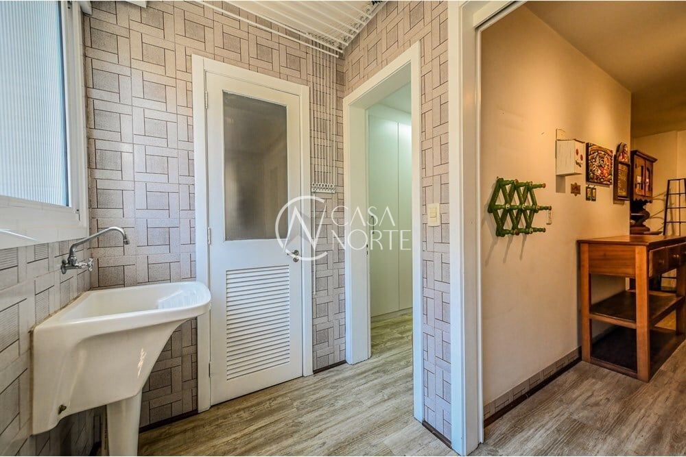 Apartamento à venda com 3 quartos, 112m², 1 suíte, 1 vaga, Coronel Paulino Teixeira no bairro Rio Branco em Porto Alegre