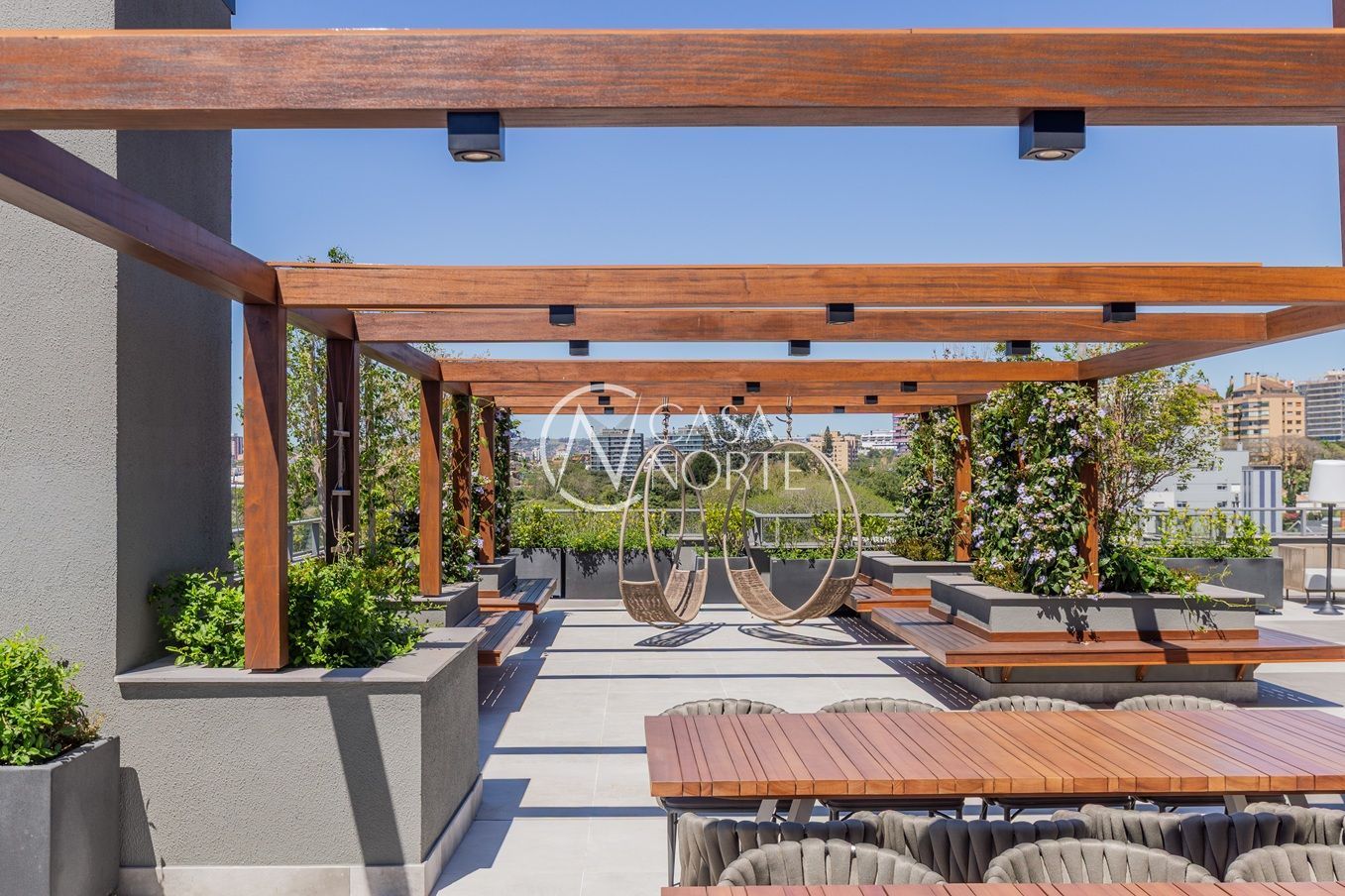 Apartamento à venda com 3 quartos, 93m², 1 suíte, 2 vagas, Rua Azevedo Sodré no bairro Passo da Areia em Porto Alegre