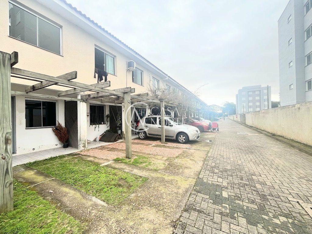 Casa à venda com 2 quartos, 62m², 1 vaga, Estrada Campo Novo no bairro Ipanema em Porto Alegre